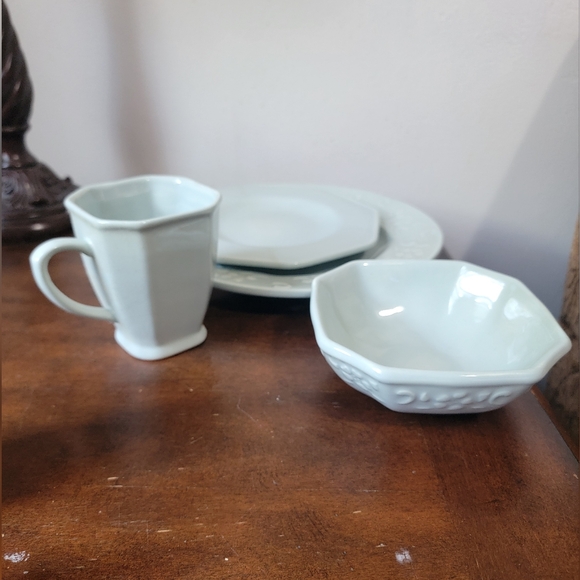 Embossed Solid Tableware Country - Picture 4 of 12